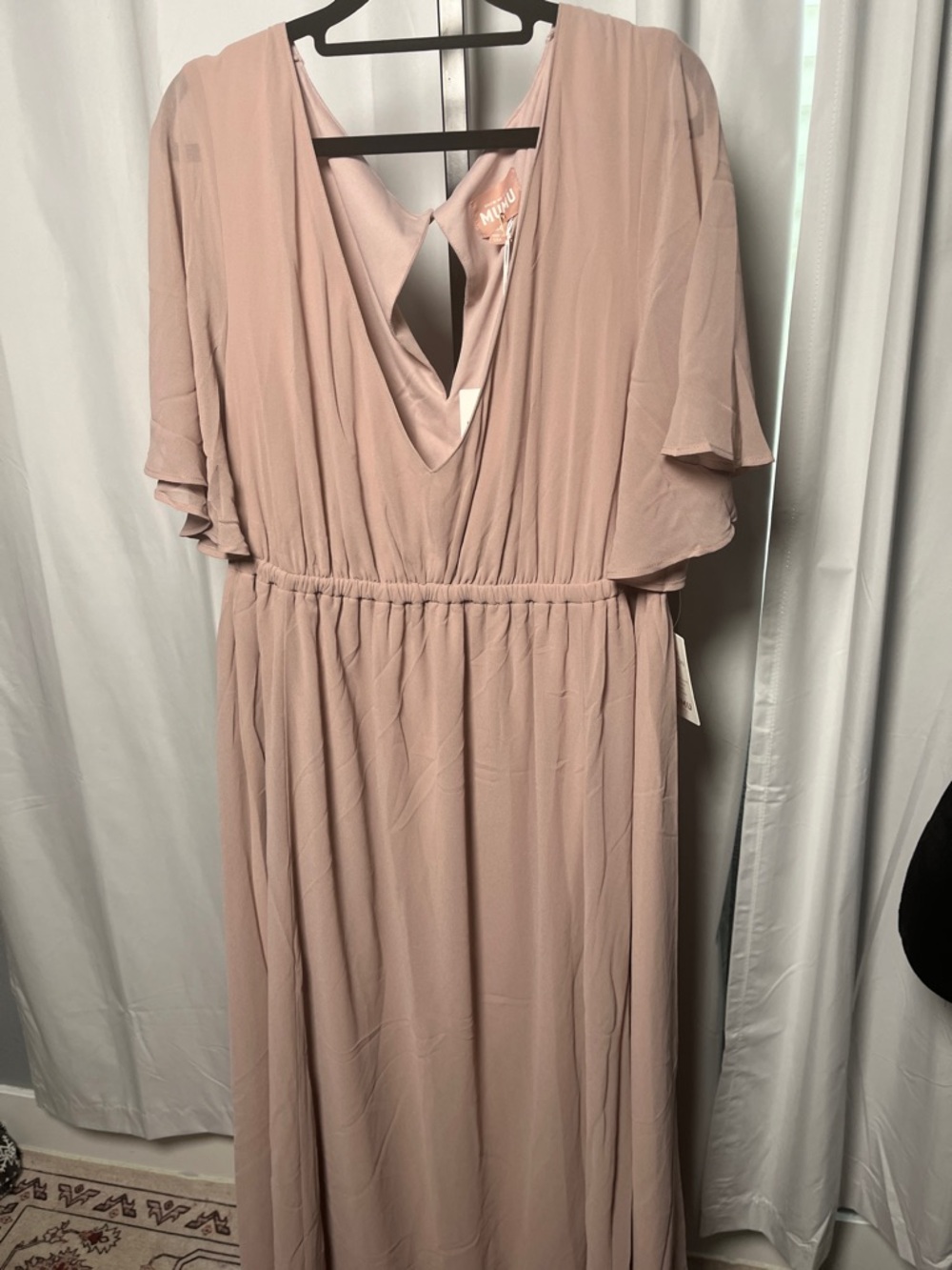 Maxi Dress in light blush pink- Elegant V-Neck with Flutter Sleeves
